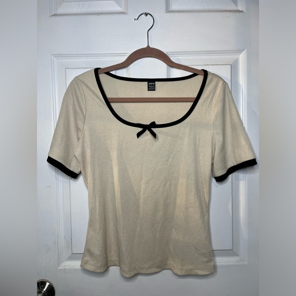 Women’s Shein Vintamour Bow Knot Velvet Short Sleeve Cream Scoop Neck Shirt LG